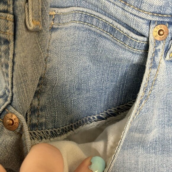 Levi Strauss Heritage Boyfriend Jeans Womens 12/W31 Light Wash Cuff Hem Mid Rise - Picture 4 of 14